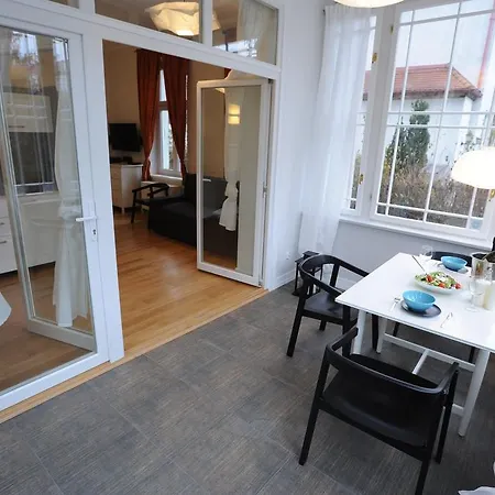 Special Apartment *